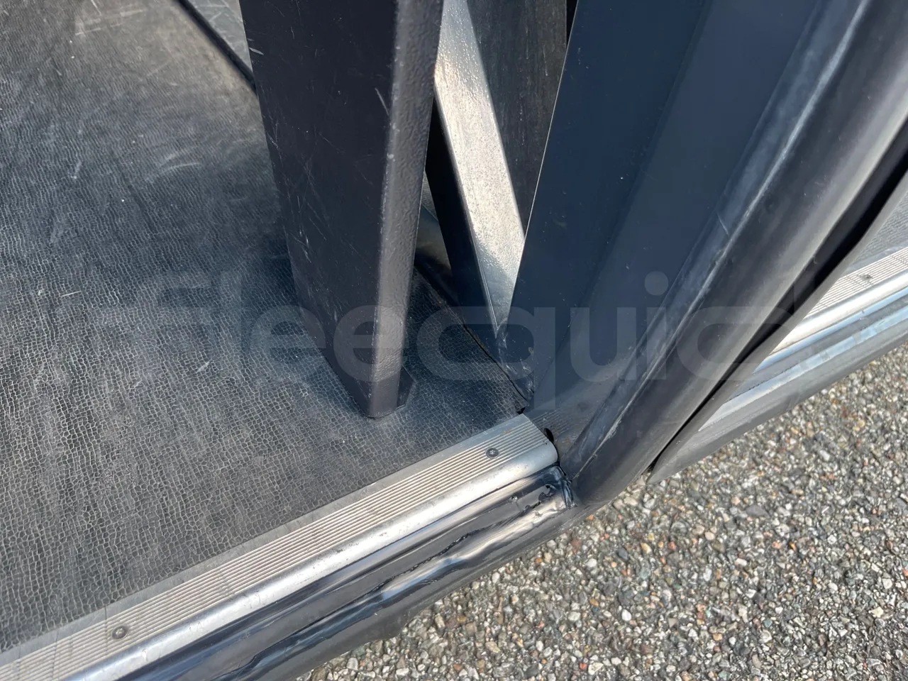 Iveco Magelys SFR2XX - Euro6 - 12,83m - 294kw - under carpet photo