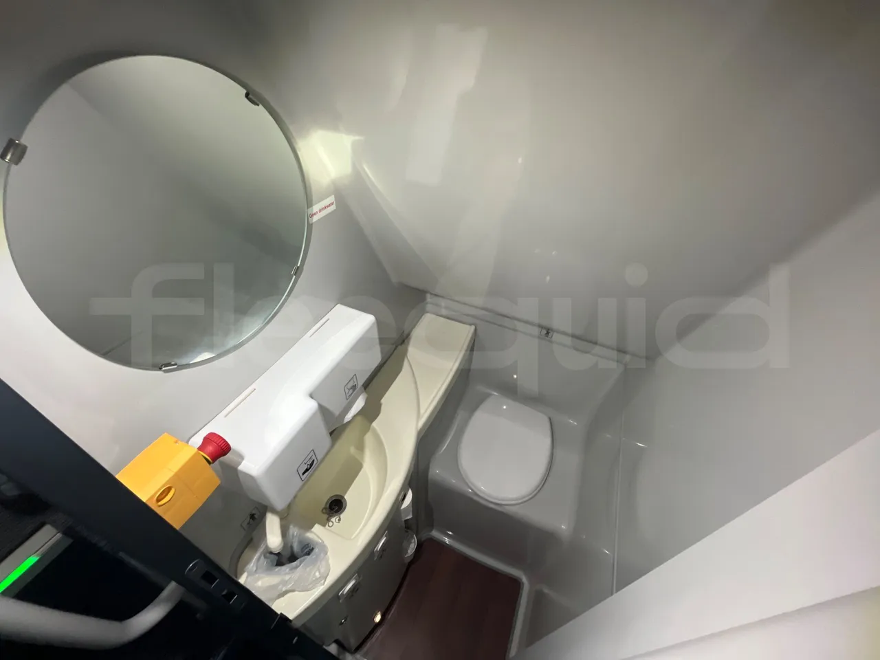 Man Lion's Coach JOACB - EUR6 - 309kW - 12.101m - toilette accessories photo