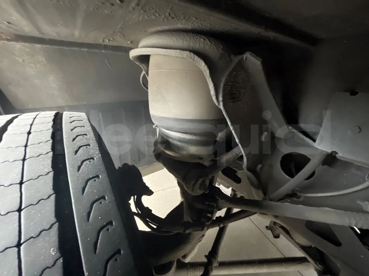 Man Lion's Coach JOACB - EUR6 - 309kW - 12.101m - front shock absorbers right