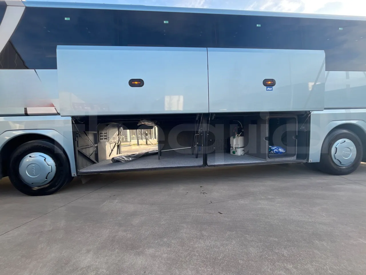 Man Lion's Coach JOACB - EUR6 - 309kW - 12.101m - luggage rack photo