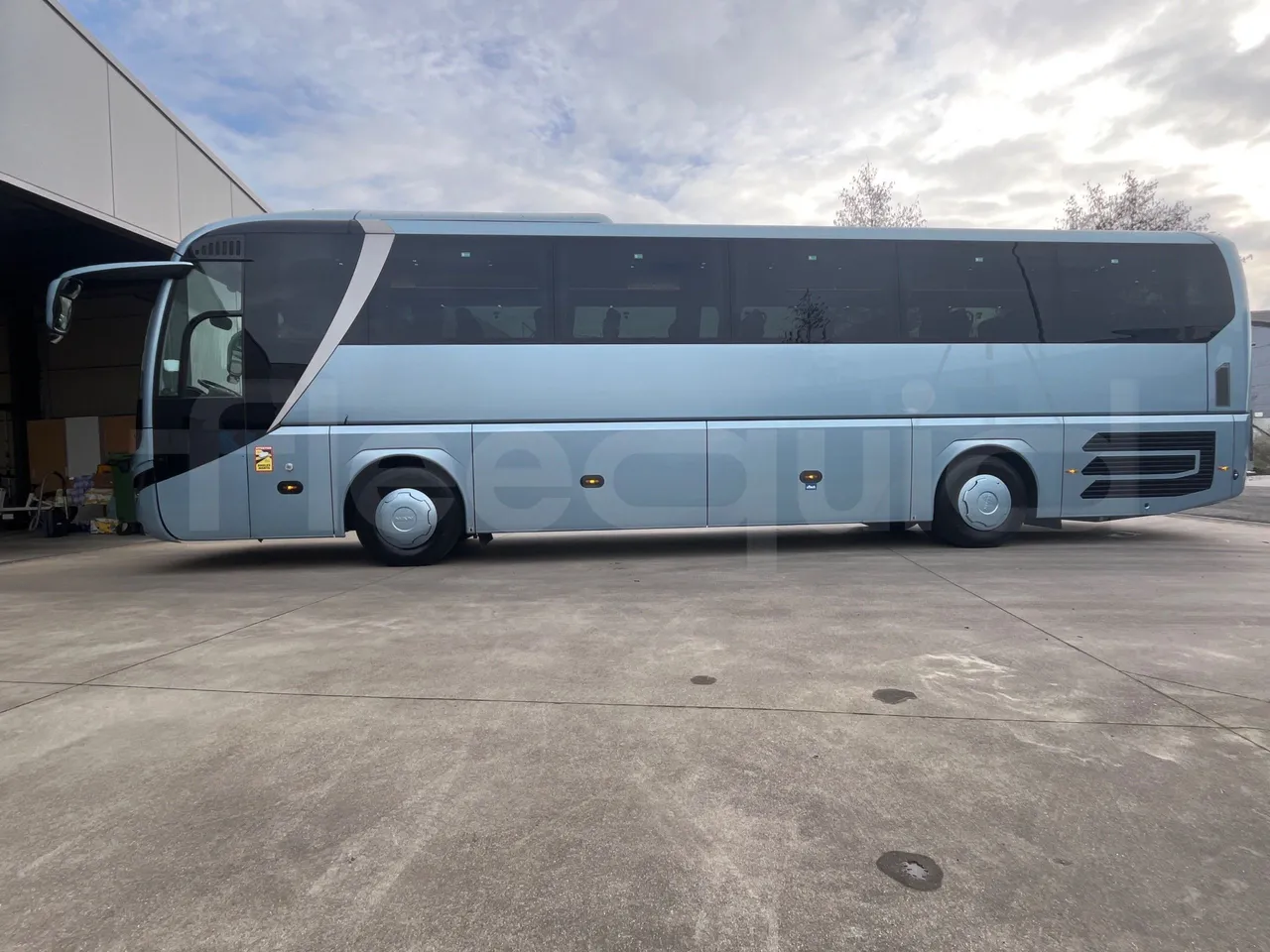 Man Lion's Coach JOACB - EUR6 - 309kW - 12.101m - left side photo