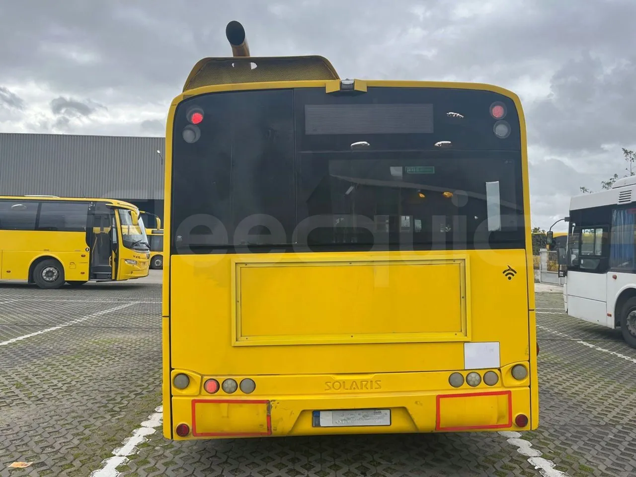 Solaris Urbino 18 - Euro 6 - 271 kW - 18 mt - rear hatch closed