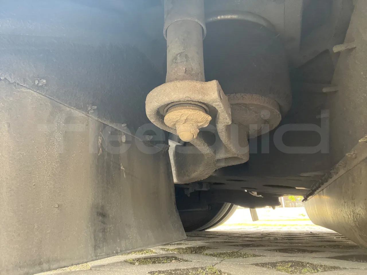 Solaris Urbino 18 - Euro 6 - 271 kW - 18 mt - axle 2 shock absorbers 1 right