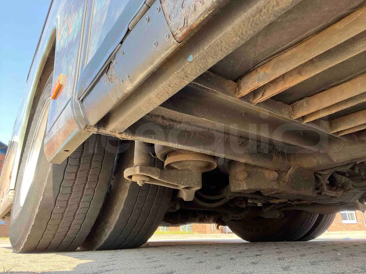 Setra S415 - Second Axle Caliper Brakes Left Side