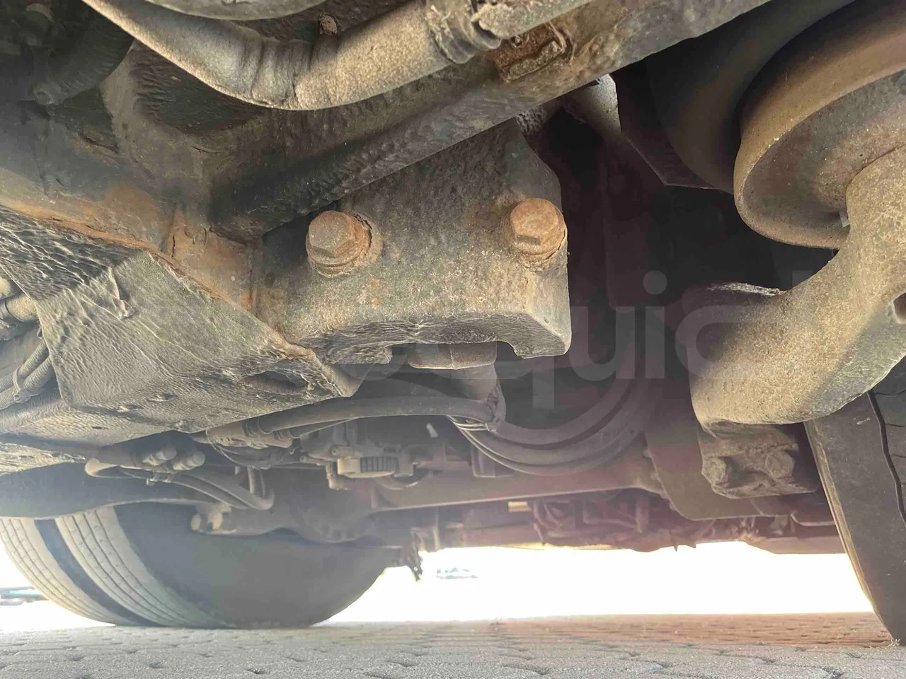Setra S415 - Second Axle First Shock Absorbers Left Side