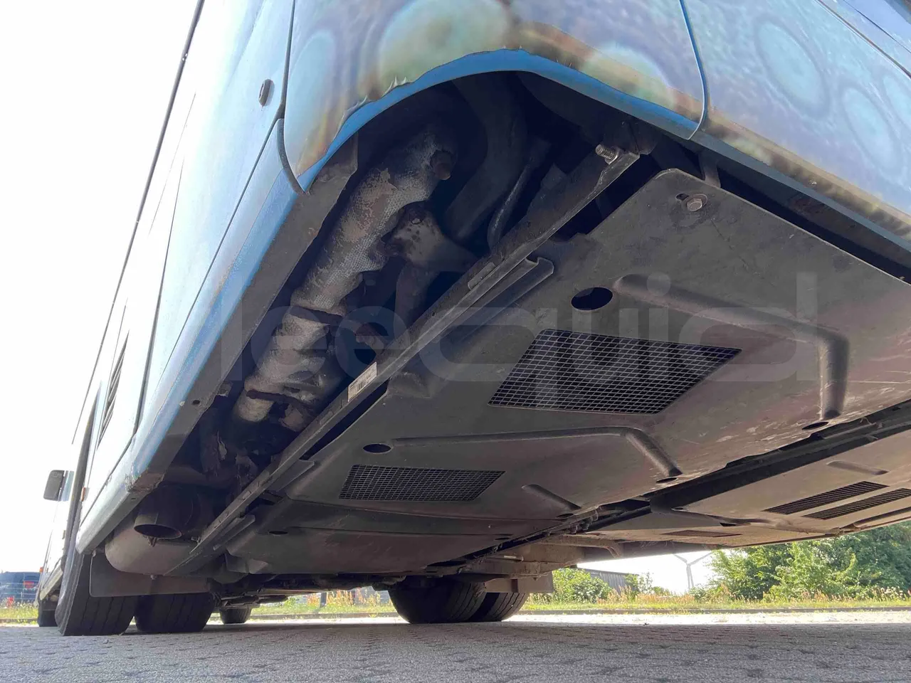 Setra S415 - Second Axle Left Side