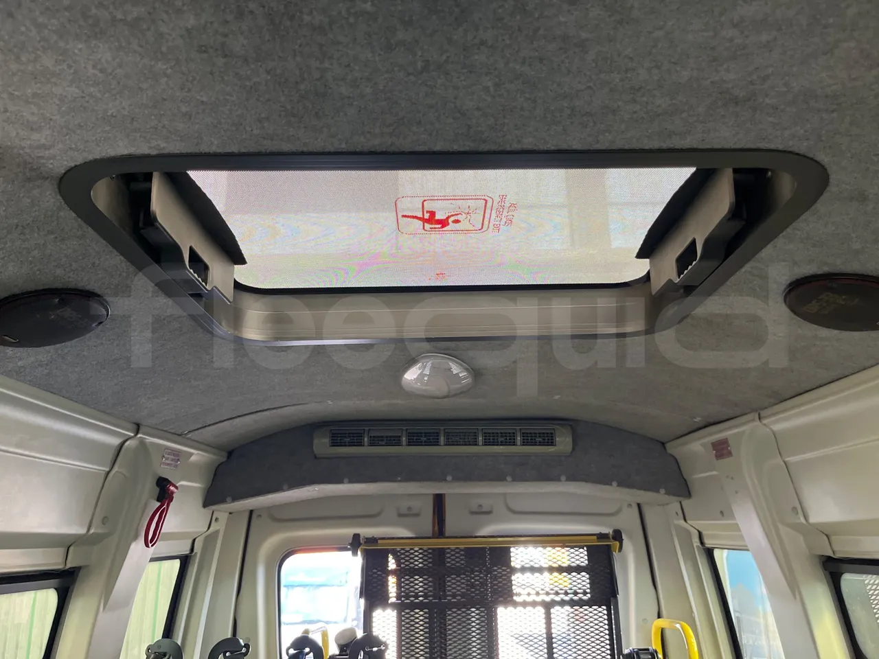 Iveco Daily 50C14N - EUR6 - 100kW - 6,048m - roof hatch 1