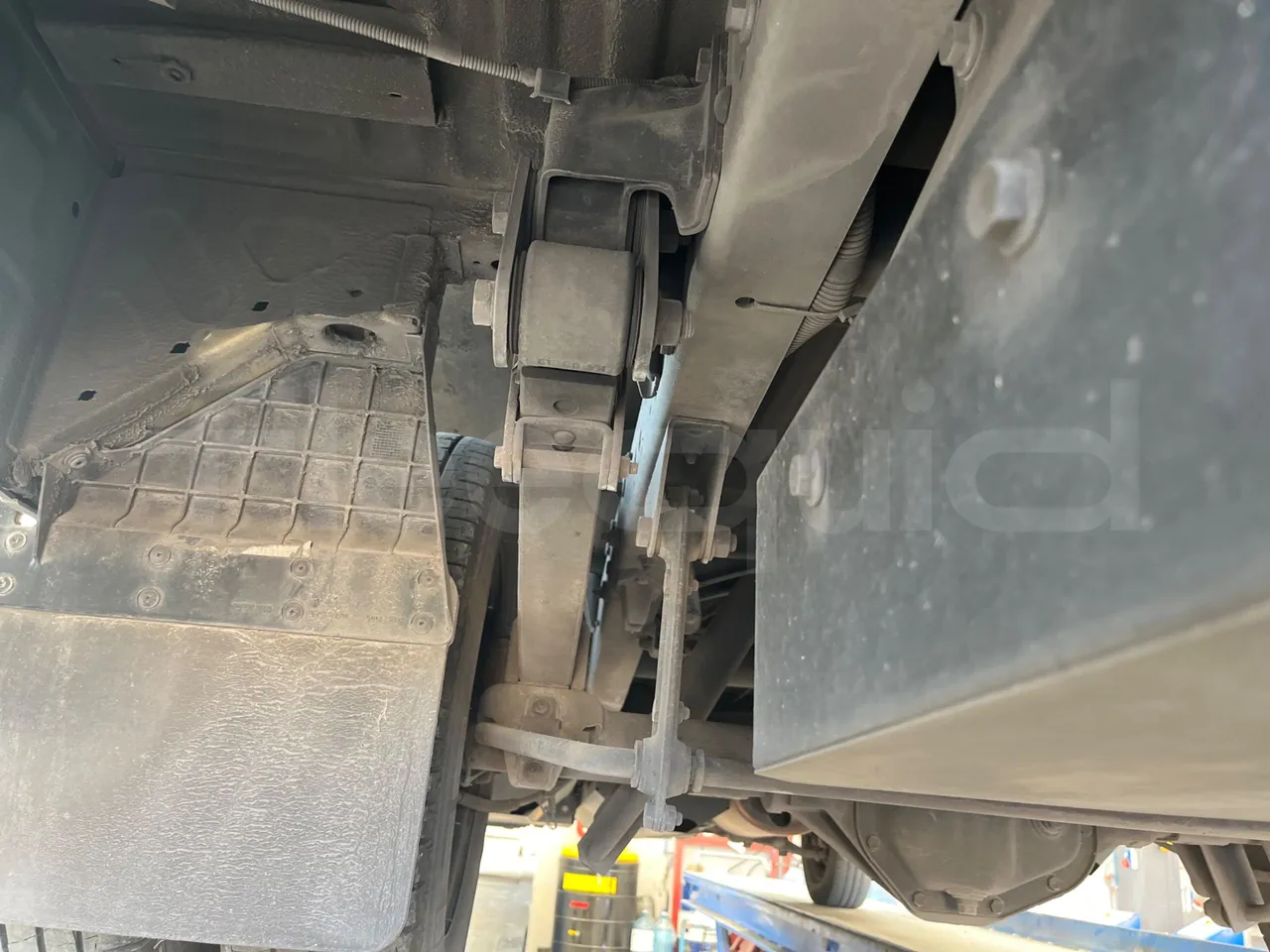 Iveco Daily 50C14N - EUR6 - 100kW - 6,048m - axel 3 leaf spring left