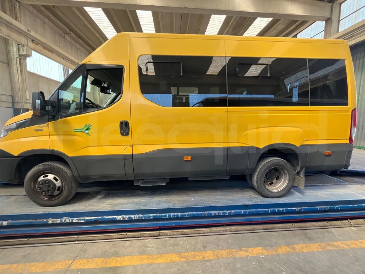 Iveco Daily 50C14N - EUR6 - 100kW - 6,048m - left side photo