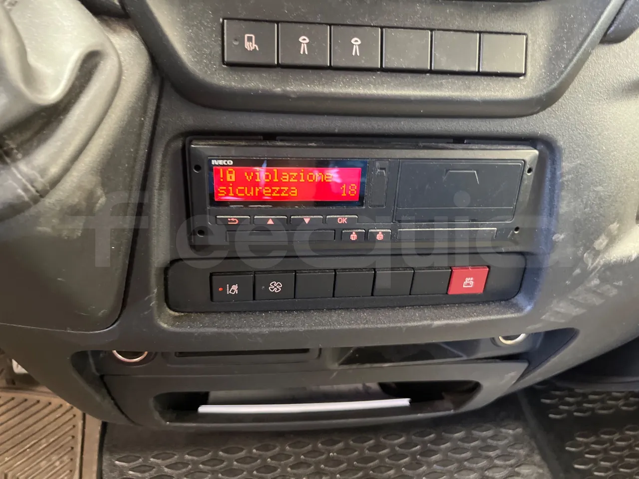 Iveco Daily 50C14N - EUR6 - 100kW - 6,048m - Tachograph
