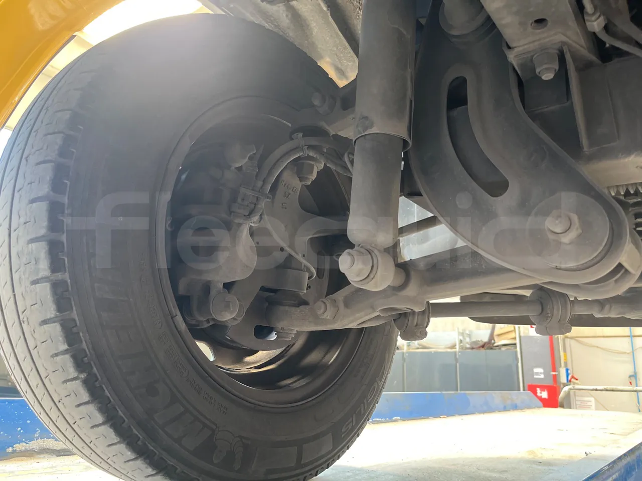 Iveco Daily 50C14N - EUR6 - 100kW - 6,048m - front axle left side