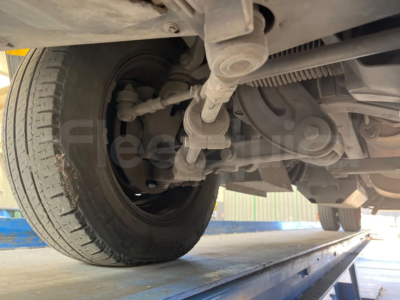 Iveco Daily 50C14N - EUR6 - 100kW - 6,048m - front axle right side