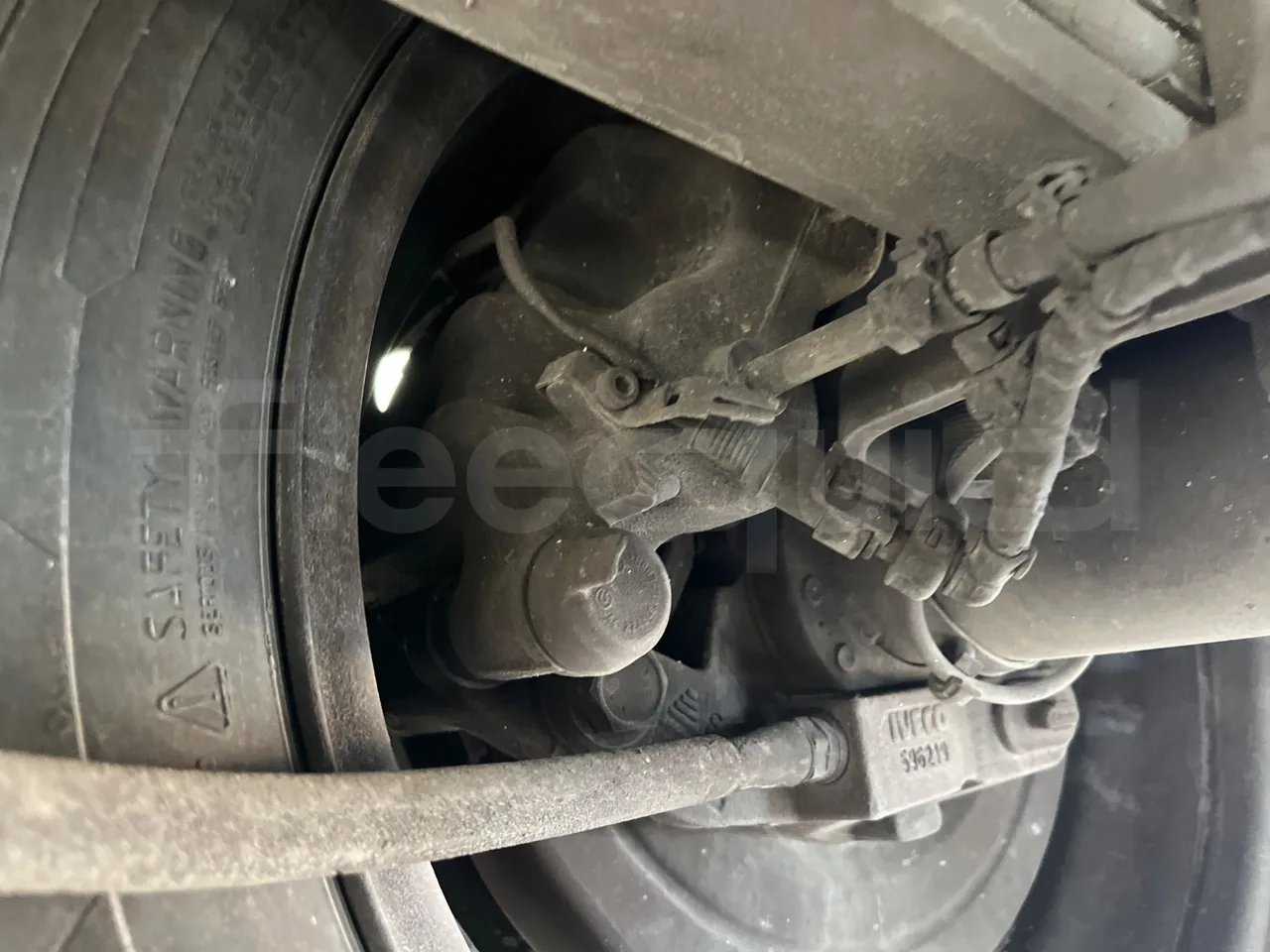 Iveco Daily 50C14N - EUR6 - 100kW - 6,048m - axle 2 caliper brakes right