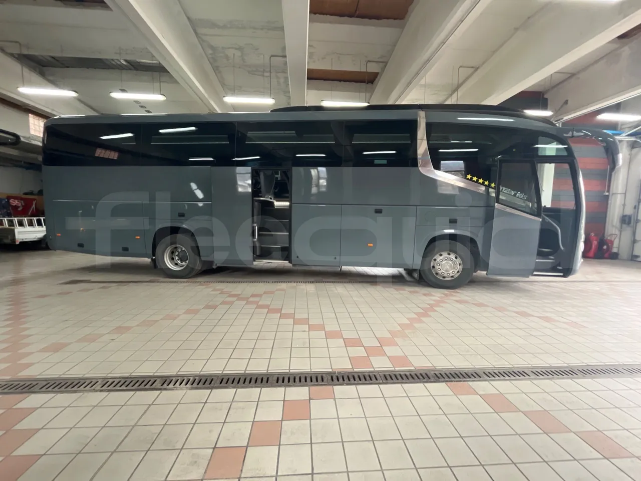 Irizar i6 12.37 - EUR6 - 331kW - 12.200m - preheater webasto photo