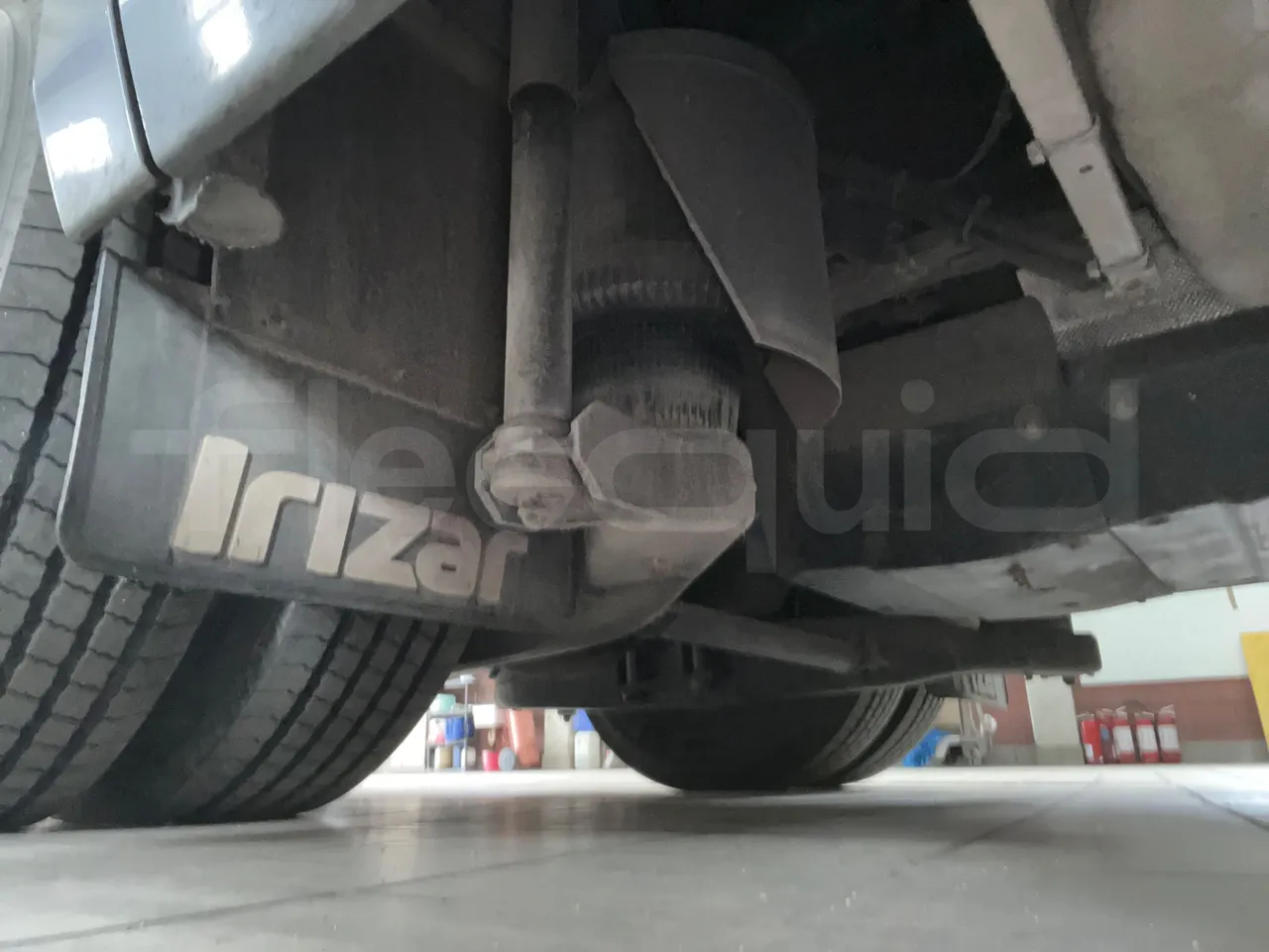Irizar i6 12.37 - EUR6 - 331kW - 12.200m - axle 2 shock absorbers 2 left