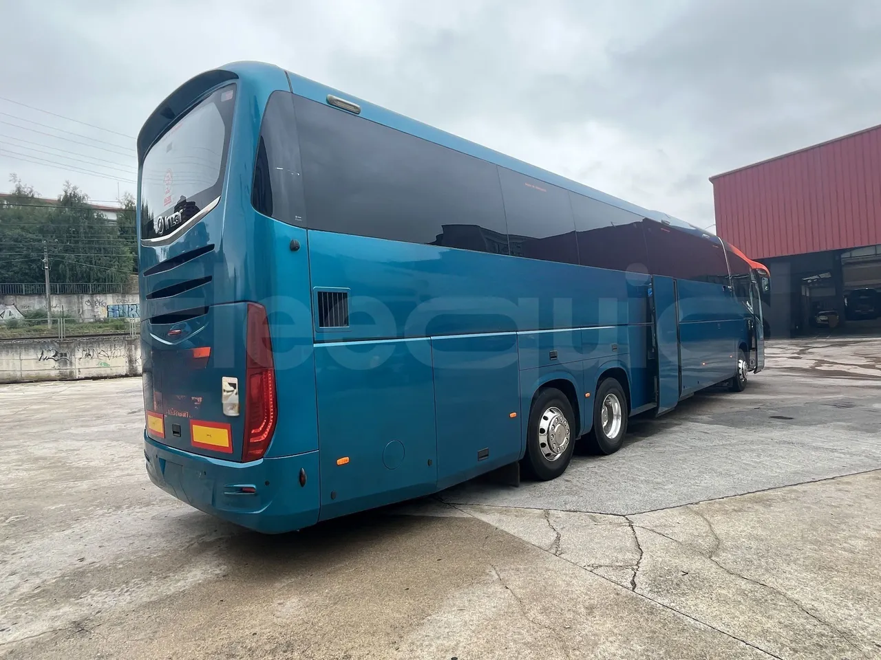 Irizar i6s - 3/4 Rear Right Side Doors Open