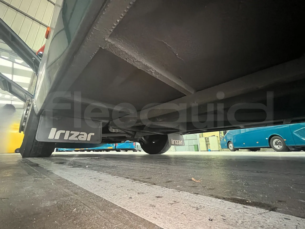 Irizar i6s - First Axle Shock Absorbers Left Side