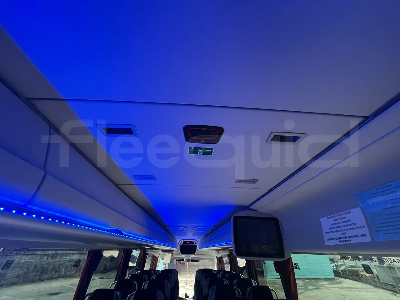 Irizar i6s - Roof Hatch 2