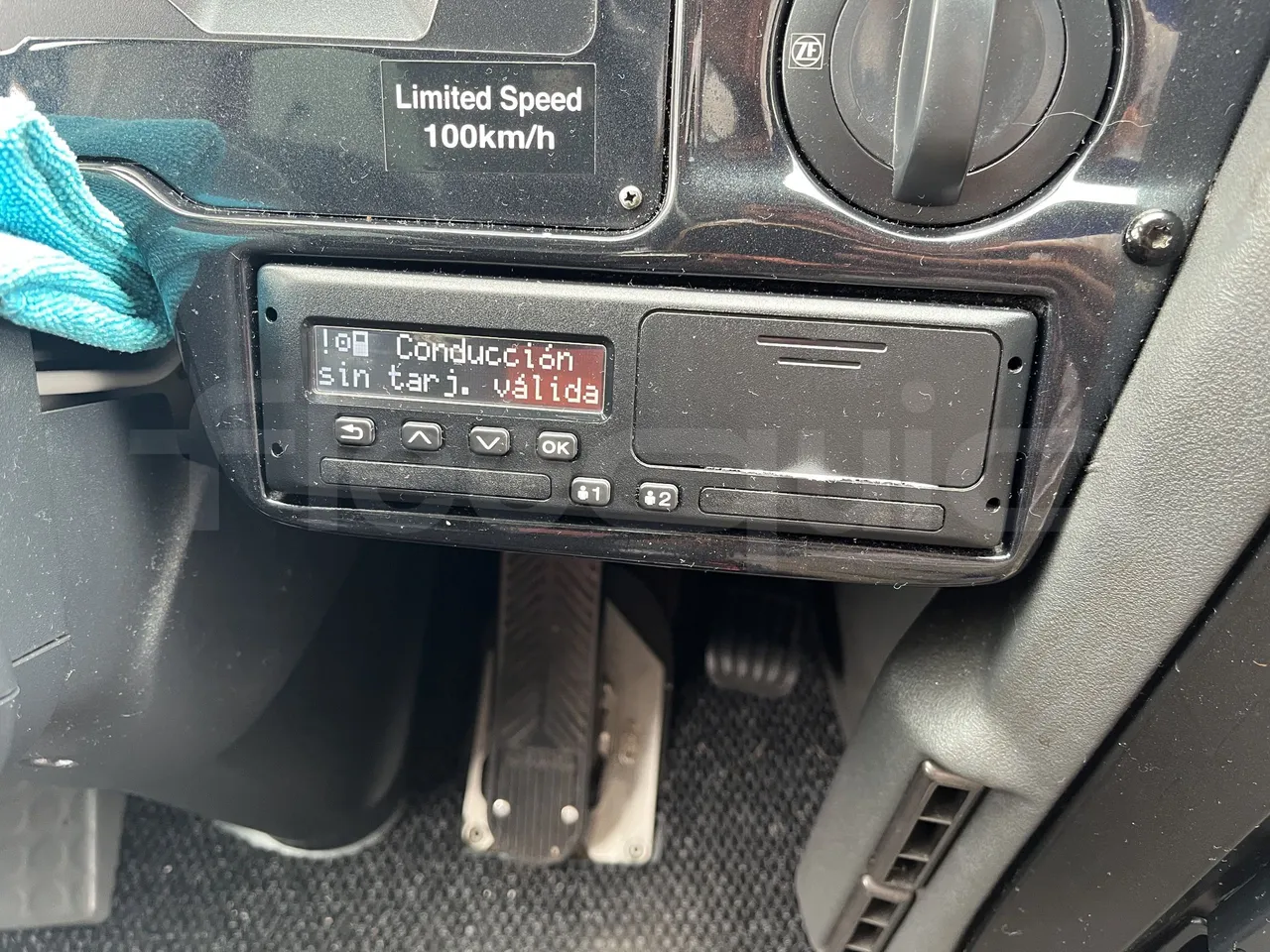 Irizar i6s - Tachograph