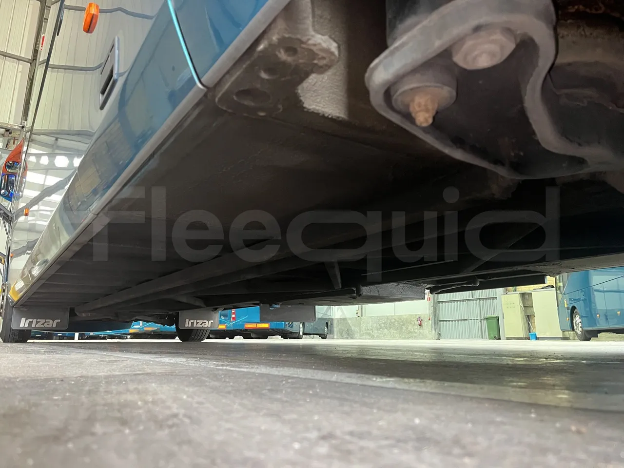 Irizar i6s - Central Undercarriage