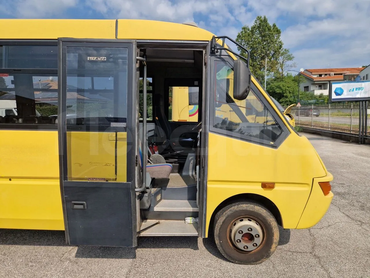 Iveco Cacciamali 65C15/70-EUR3 -107 Kw - 7,92 Mt - front door 1 open