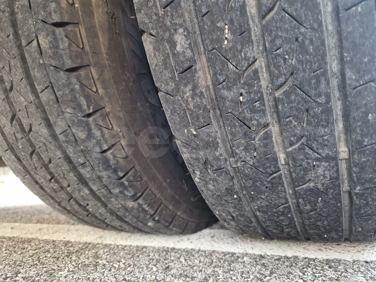 Iveco Cacciamali 65C15/70-EUR3 -107 Kw - 7,92 Mt - tread condition second axle tires left