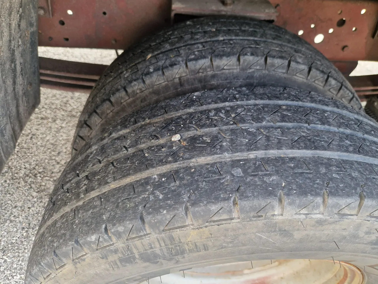 Iveco Cacciamali 65C15/70-EUR3 -107 Kw - 7,92 Mt - tread condition second axle tires right