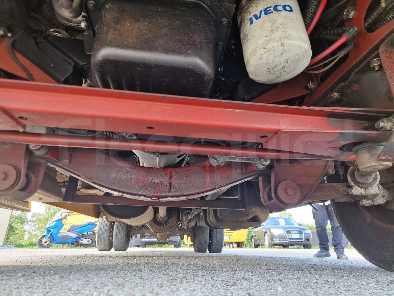 Iveco Cacciamali 65C15/70-EUR3 -107 Kw - 7,92 Mt - front undercarriage from front