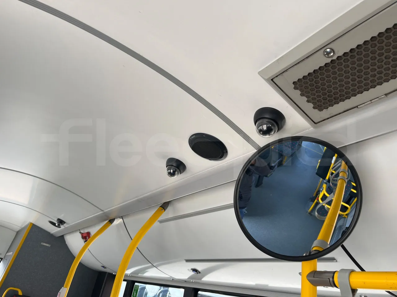 Solaris Urbino 12 - Euro6 - 240kW - 12mt - camera accessories photo