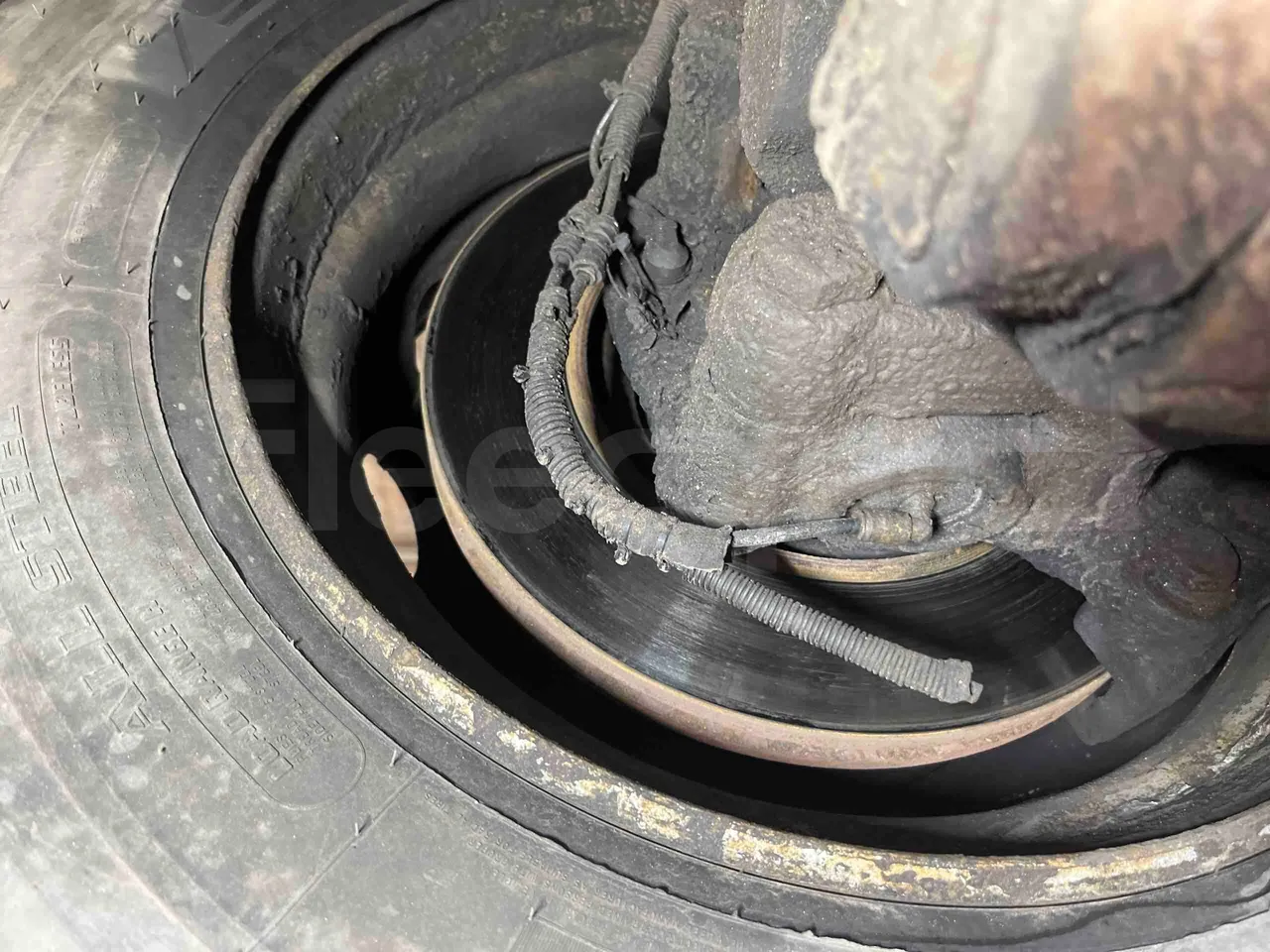 Solaris Urbino 12 - Euro6 - 240kW - 12mt - front discs left