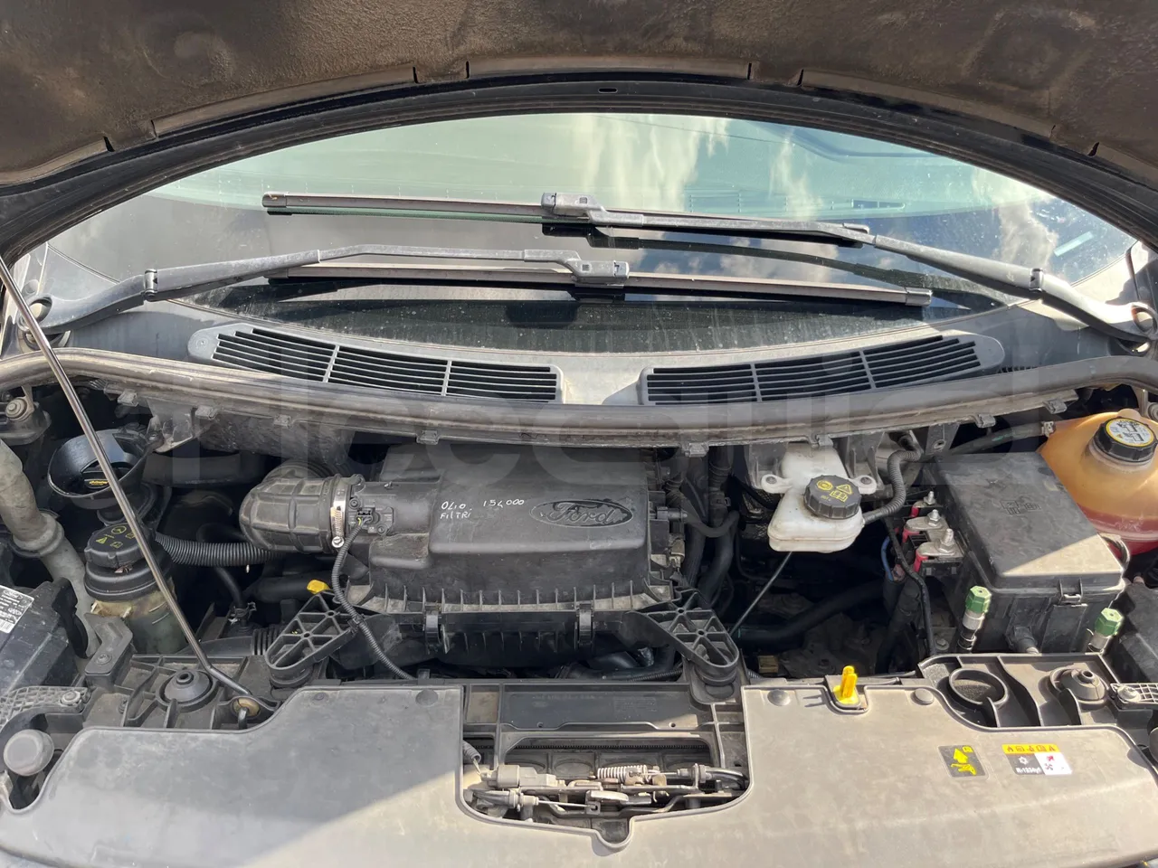 Ford Tourneo Custom YNFA1DBX - EUR6 - 125kW - 5.34m - rear hatch open