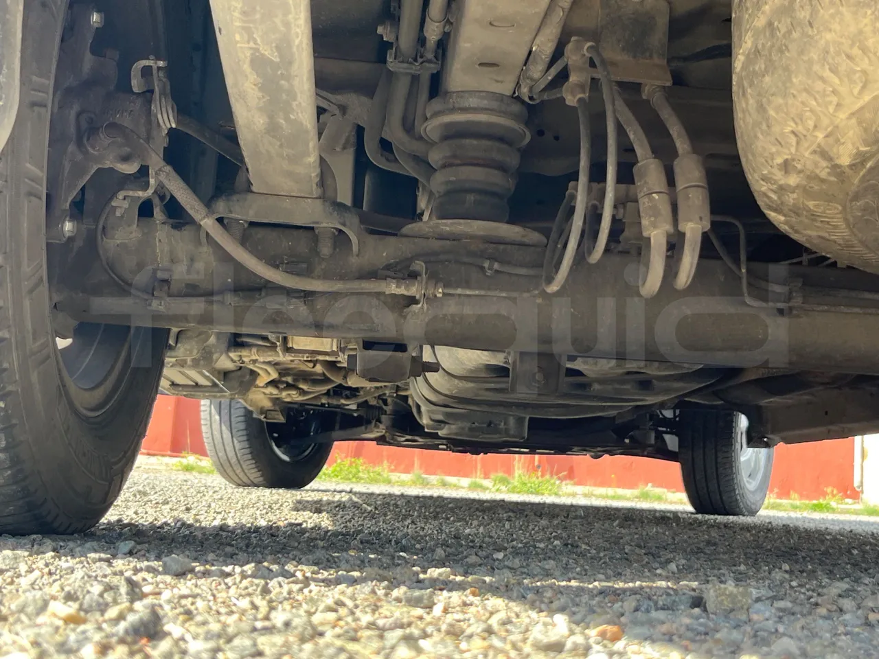 Ford Tourneo Custom YNFA1DBX - EUR6 - 125kW - 5.34m - axle 2 shock absorbers 1 left