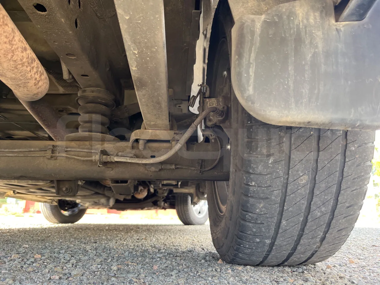 Ford Tourneo Custom YNFA1DBX - EUR6 - 125kW - 5.34m - axle 2 shock absorbers 1 right