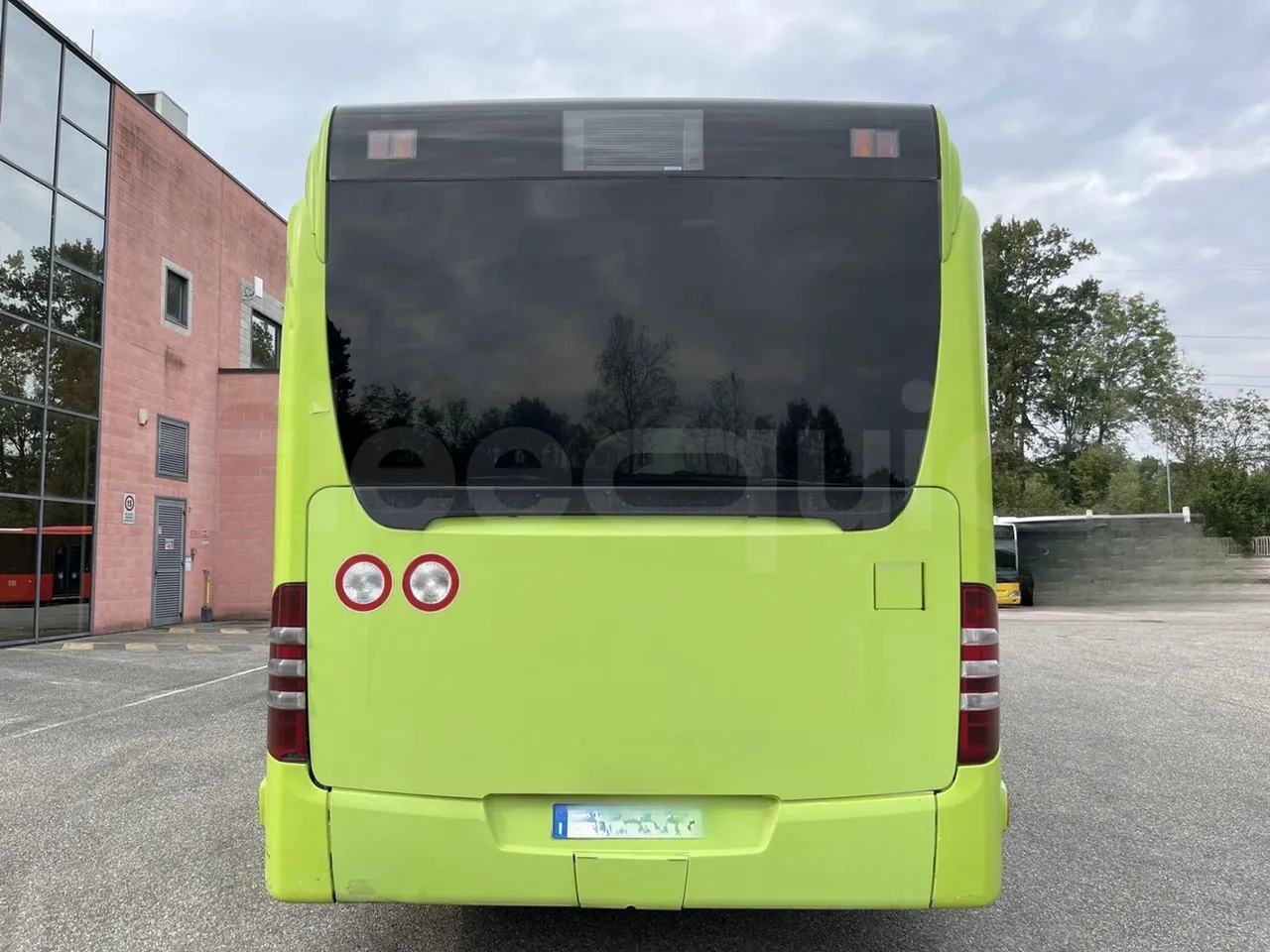 Mercedes-Benz Citaro O 530 LE - Euro5 - 220kW - 13.057mt - rear hatch closed