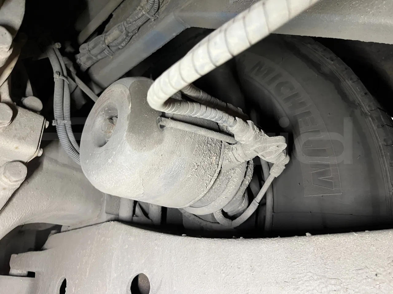 Iveco Crossway - Second Axle Caliper Brakes Right Side