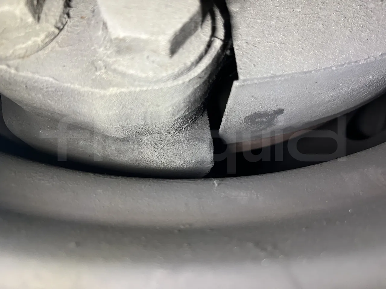 Iveco Crossway - Second Axle Discs Left Side