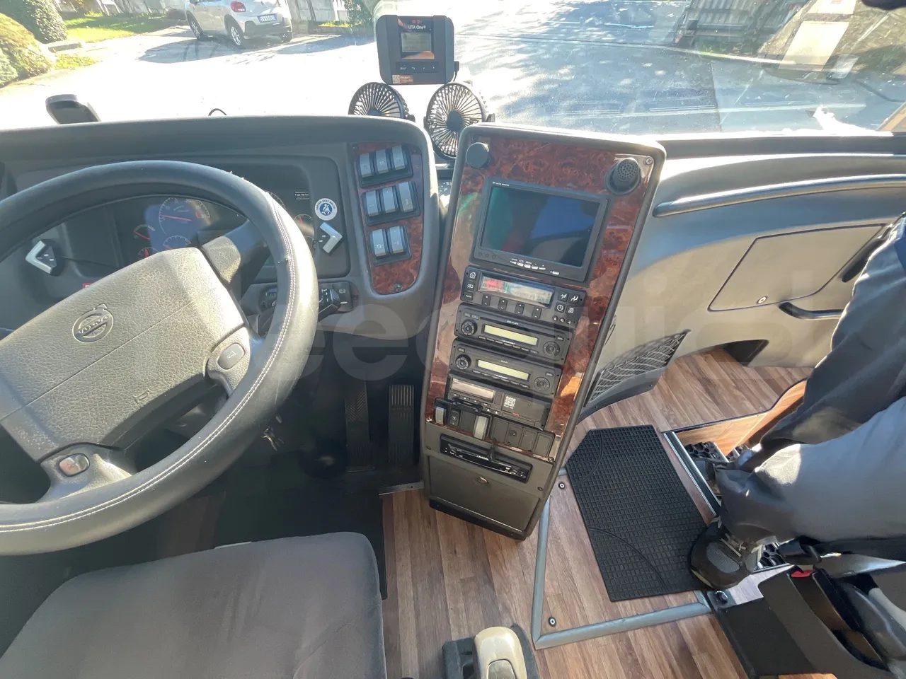 Barbi Maestro HD - Euro5 - 224kW - 10.20mt - radio accessories photo