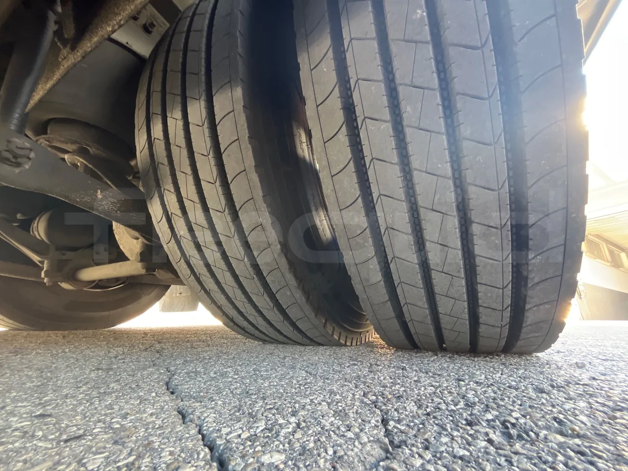 Barbi Maestro HD - Euro5 - 224kW - 10.20mt - tread condition second axle tires left