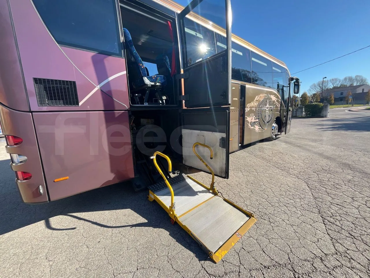 Barbi Maestro HD - Euro5 - 224kW - 10.20mt - platform open photo