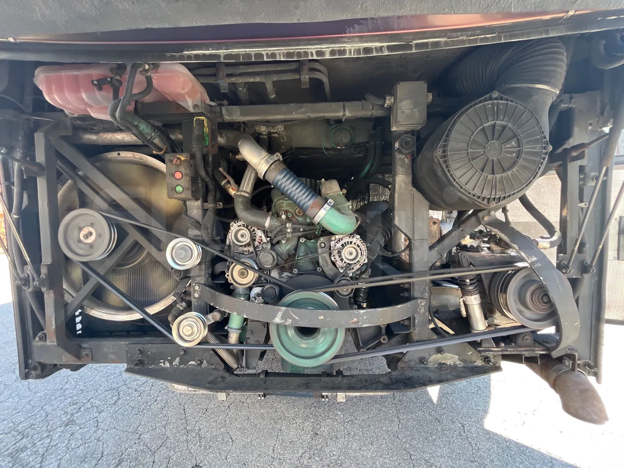 Barbi Maestro HD - Euro5 - 224kW - 10.20mt - rear hatch open