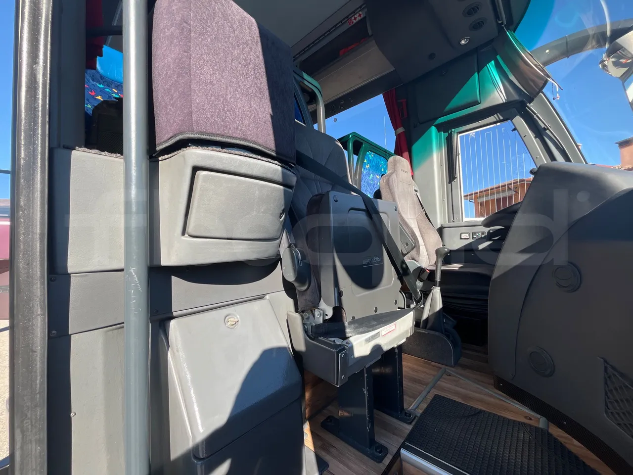 Barbi Maestro HD - Euro5 - 224kW - 10.20mt - hostess seat photo