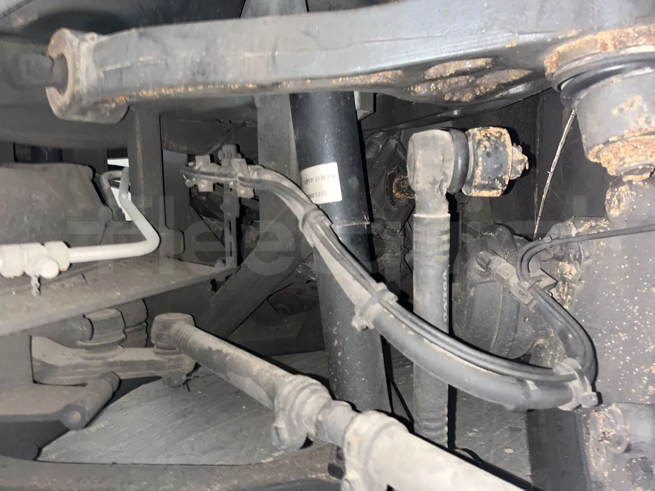 Volvo B12B 4X2 DH12E420 - Euro 4 - 309 kW - 12.200 mt - front shock absorbers left