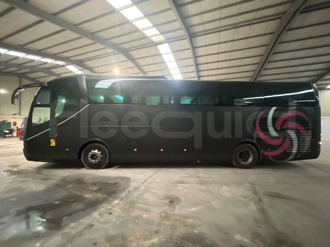 Volvo B12B 4X2 DH12E420 - Euro 4 - 309 kW - 12.200 mt - left side photo