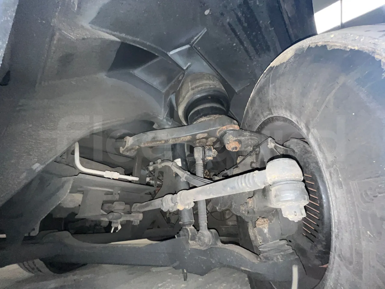 Volvo B12B 4X2 DH12E420 - Euro 4 - 309 kW - 12.200 mt - front axle left side