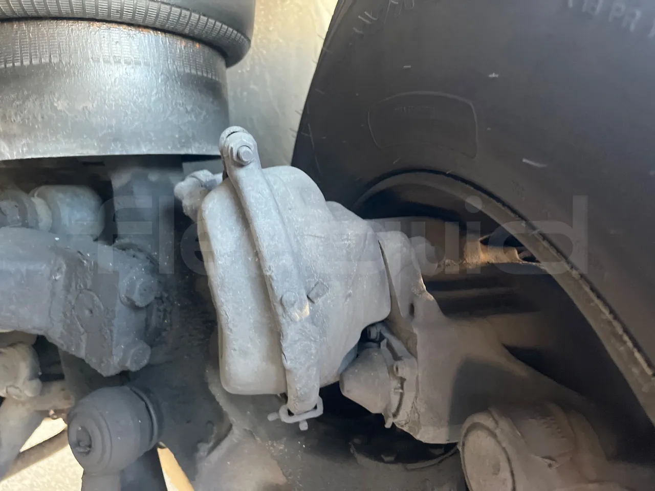 Setra S431 DT-E3/ Euro 3 - 370 Kw - 13.890 Mt - front brake calipers right