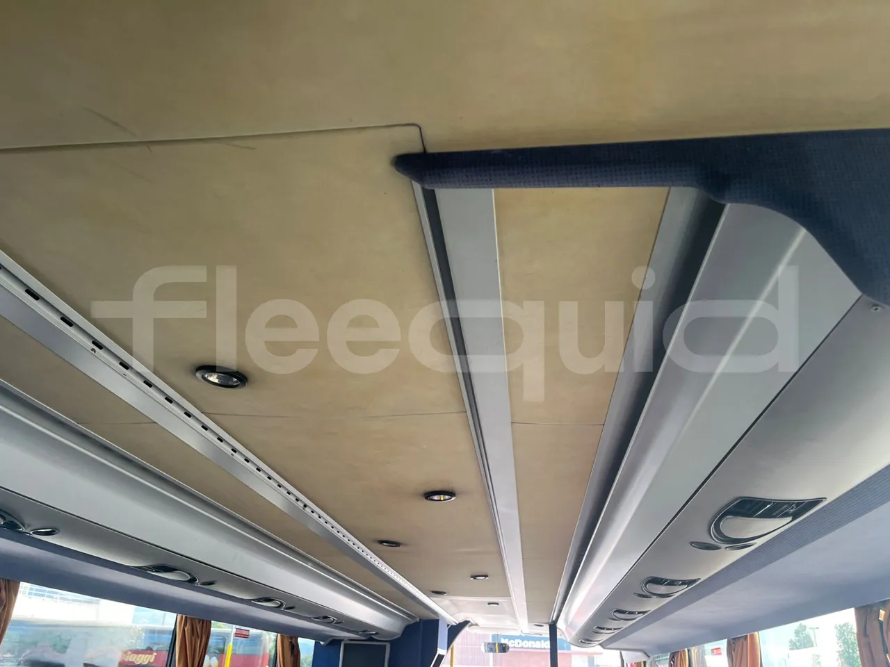Setra S431 DT-E3/ Euro 3 - 370 Kw - 13.890 Mt - overhead compartments photo