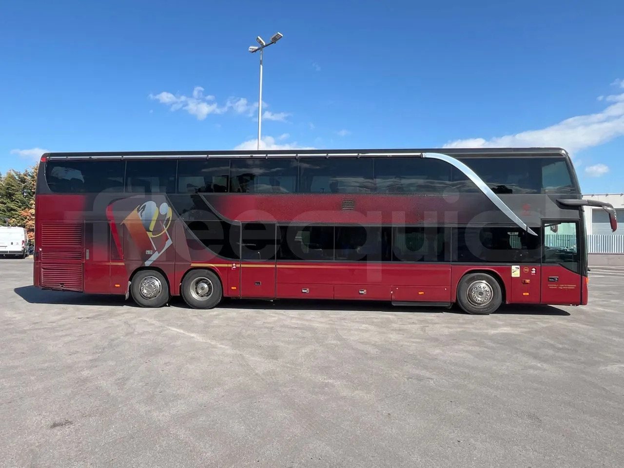 Setra S431 DT-E3/ Euro 3 - 370 Kw - 13.890 Mt - right side doors closed