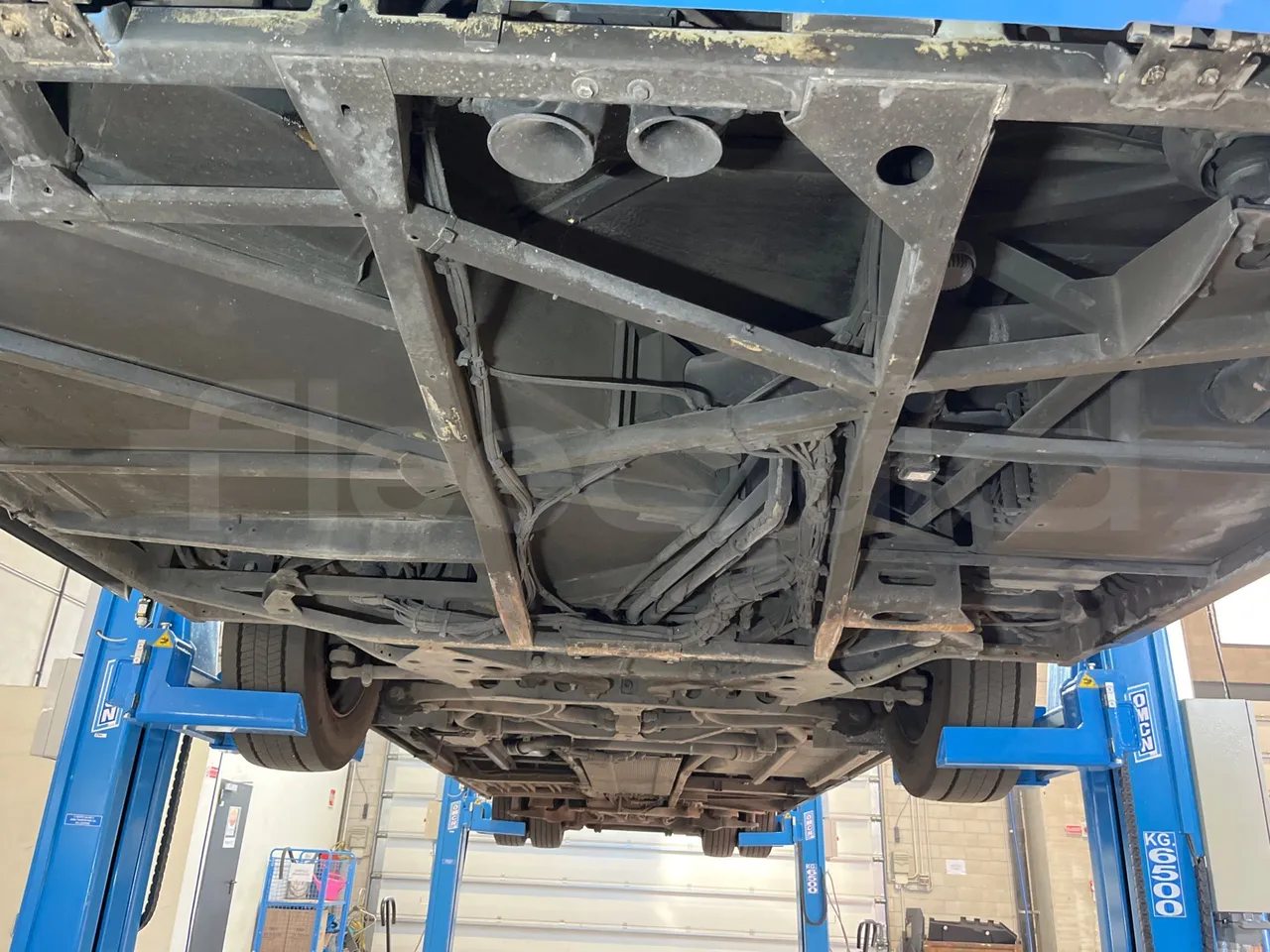 Mercedes-Benz Citaro O 530/2PCL2E4 - Euro 4 - 210 kW - 11,950 mt - front undercarriage from front