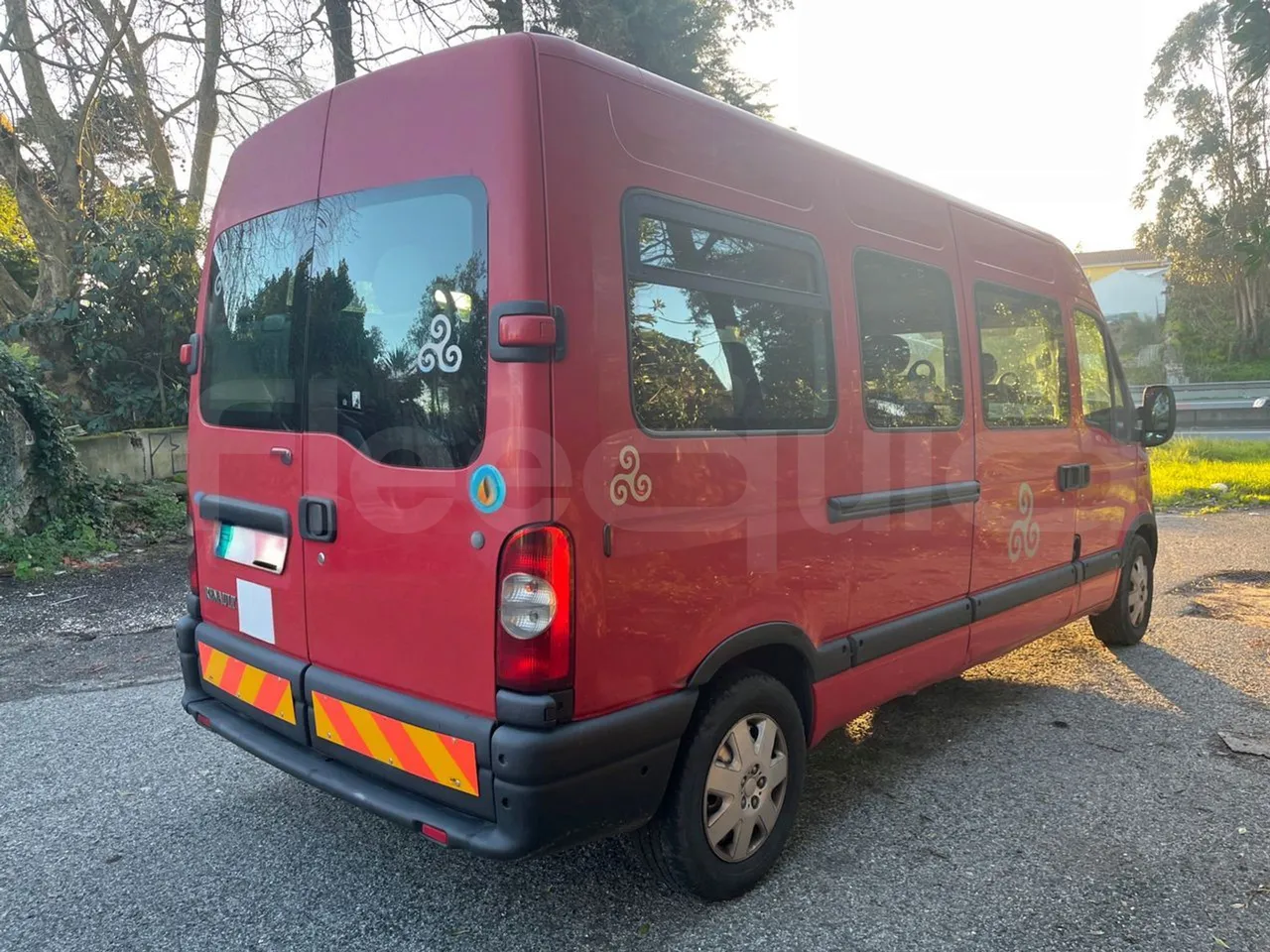 Renault Master NDDUL6 - Euro 4 - 84 kW - 6.3 mt - 3/4 right rear doors closed