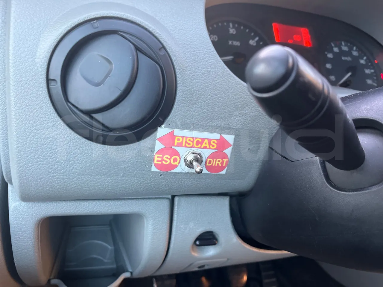 Renault Master NDDUL6 - Euro 4 - 84 kW - 6.3 mt - onboard devices 2